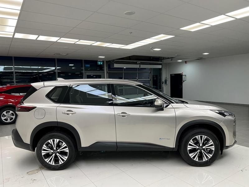 Ny Nissan X-Trail Acenta 160 HK (117 kW) 2025 Silver SUV