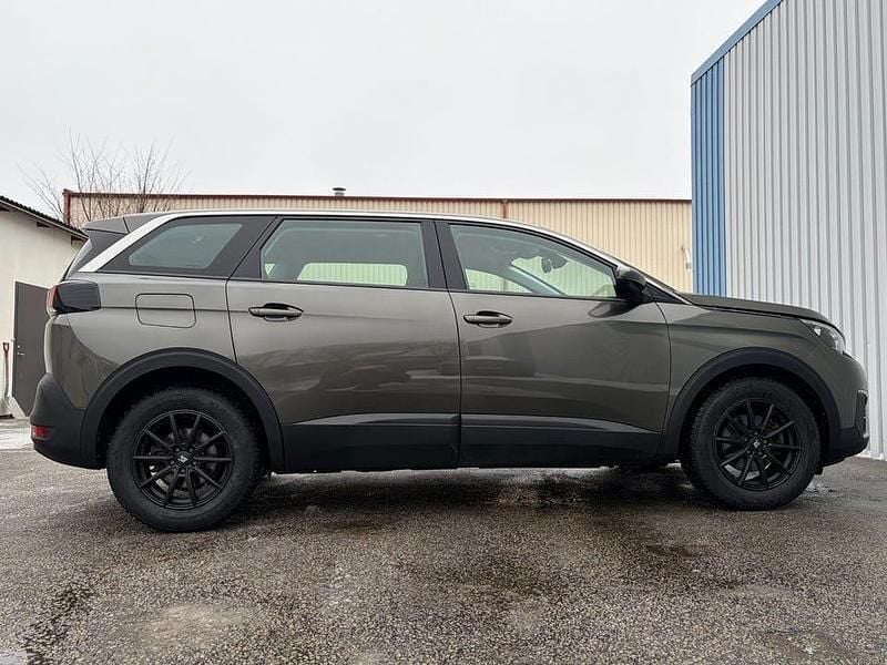 Begagnad Peugeot 5008 131 HK (96 kW) 2019 Grå SUV