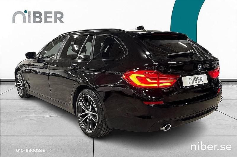 Begagnad BMW 520 M Sport 190 HK (139 kW) 2017 Svart Kombi