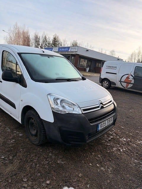 Begagnad Citroën Berlingo 75 HK (55 kW) 2016 Minibuss