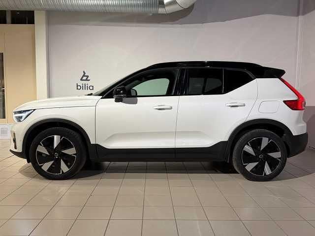 Begagnad Volvo EX40 Performance 328 kW (447 HK) 2025 Vit SUV