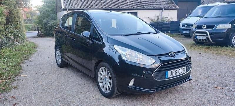 Begagnad Ford B-MAX 75 HK (55 kW) 2015 Svart Minibuss