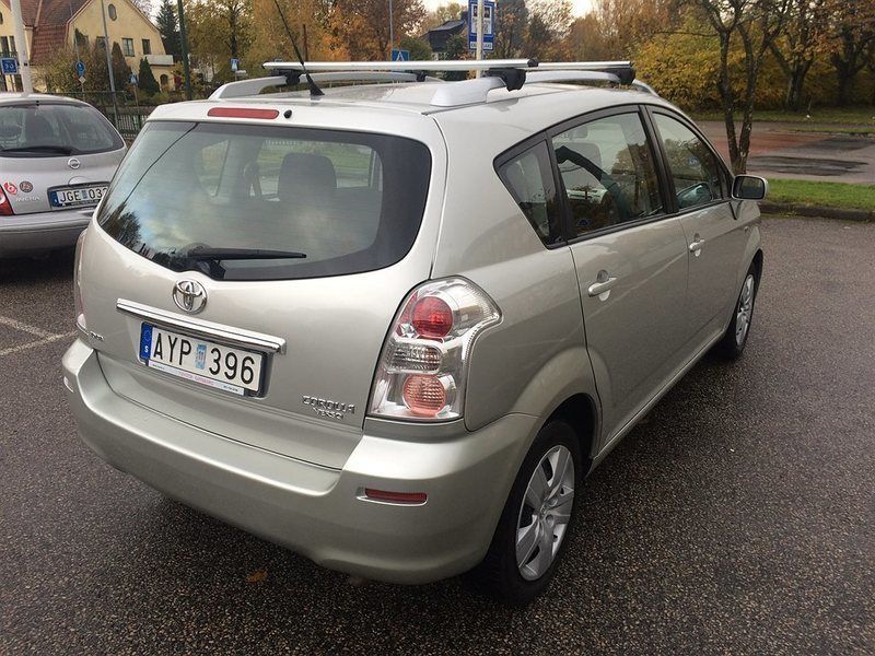 Toyota verso 7 местный