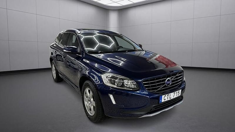 Begagnad Volvo XC60 Ocean Race 190 HK (139 kW) 2015 Blå SUV