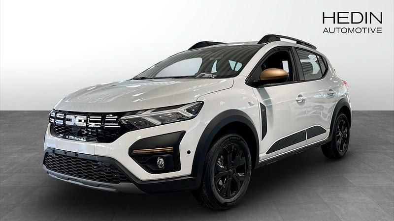 Vit (white) Begagnad 2025 Dacia Sandero Extreme Halvkombi | 219 900 kr (Dyr) - Bild 1/4