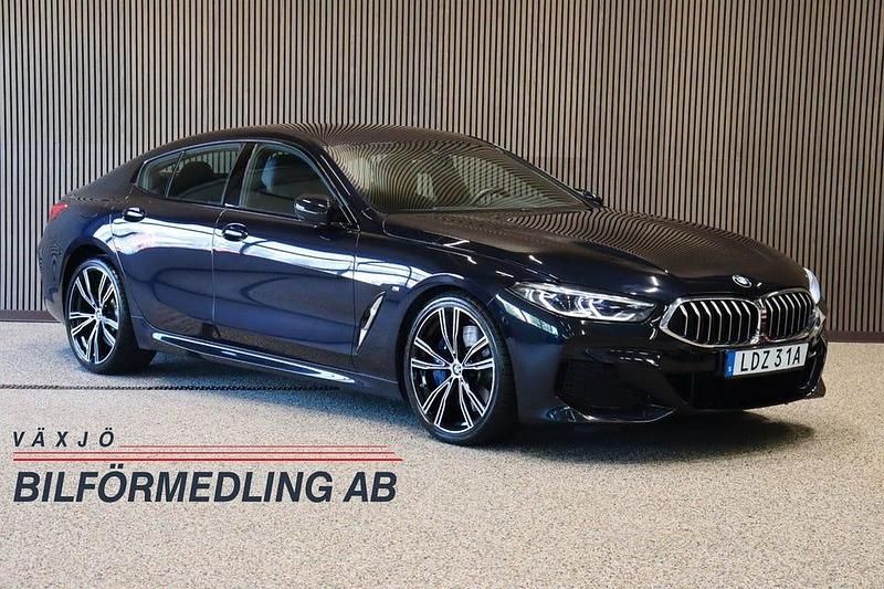 Svart Begagnad 2020 BMW 840 M Sport Sportkupé | 699 000 kr - Bild 1/4