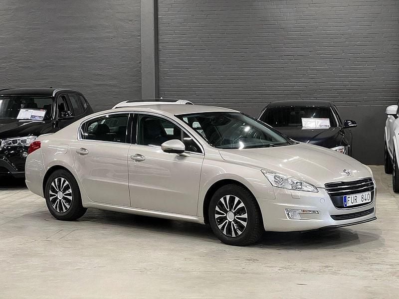 Brun (brun metallic) Begagnad 2011 Peugeot 508 Sedan | 69 900 kr (Marknadspris) - Bild 1/4