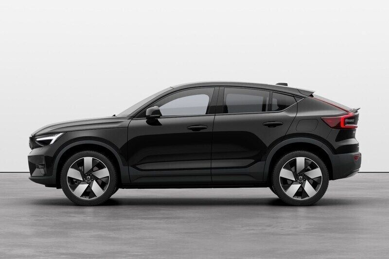 Svart Ny 2024 Volvo EC40 Core SUV | 544 800 kr - Bild 1/4