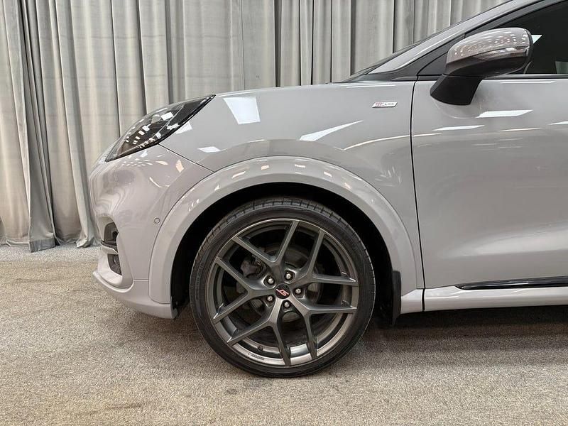 Begagnad Ford Puma ST-Line 155 HK (114 kW) 2020 Grå SUV