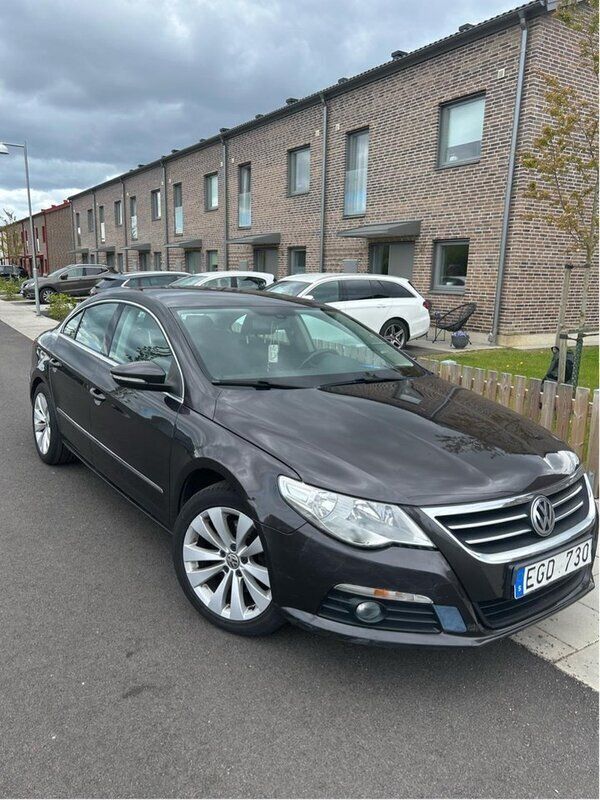 Brun Begagnad 2011 VW CC Sedan | 65 000 kr - Bild 1/4