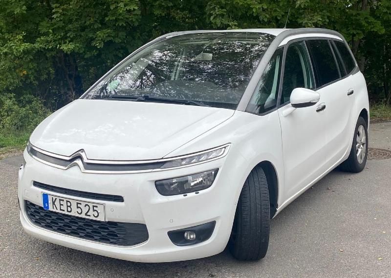 Vit Begagnad 2015 Citroën Grand C4 Picasso Minibuss | 105 000 kr (Bra pris) - Bild 1/4