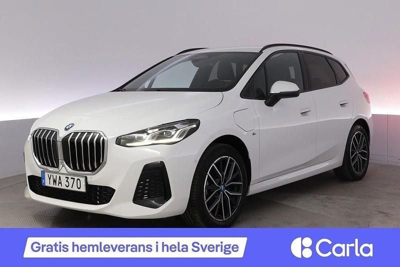 Vit Begagnad 2024 BMW 225 Active Tourer M Sport Minibuss | 368 990 kr (Lite dyr) - Bild 1/2