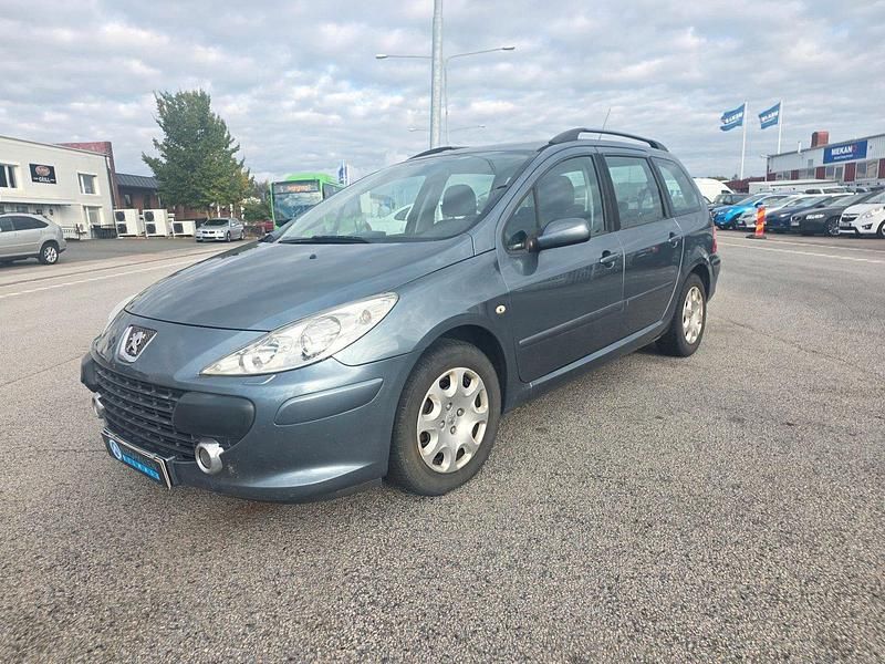 Mörkgrå Begagnad 2006 Peugeot 307 Kombi | 22 000 kr (Marknadspris) - Bild 1/4