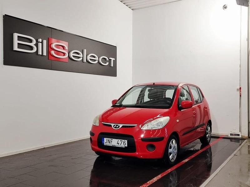 Röd Begagnad 2009 Hyundai i10 Halvkombi | 29 900 kr (Marknadspris) - Bild 1/4