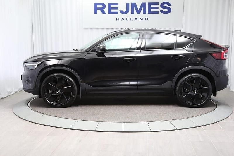 Begagnad Volvo EC40 Performance 329 kW (448 HK) 2024 Svart SUV