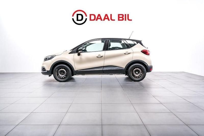 Flerfärgad Begagnad 2016 Renault Captur Dynamique SUV | 84 700 kr (Marknadspris) - Bild 1/4