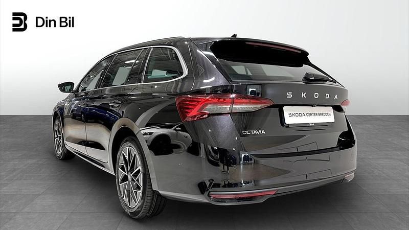 Ny Skoda Octavia 2026 Svart Kombi
