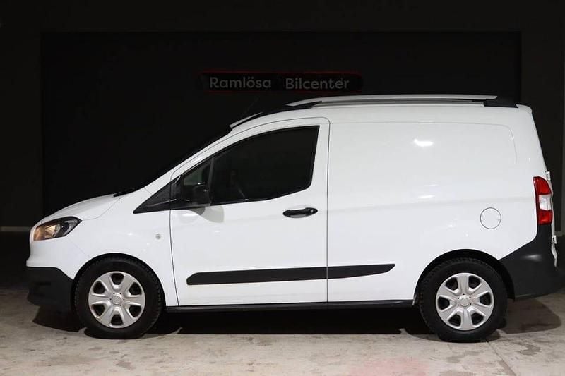 Vit Begagnad 2017 Ford Transit Van | 85 900 kr (Bra pris) - Bild 1/4
