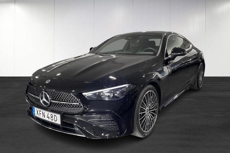 Svart Begagnad 2024 Mercedes 200 AMG Sportkupé | 594 900 kr - Bild 1/4