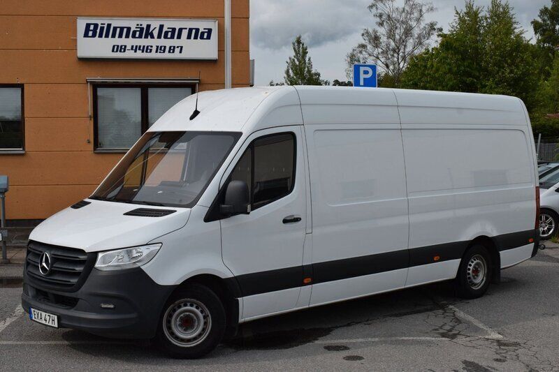 Vit Begagnad 2020 Mercedes Sprinter Van | 314 900 kr (Bra pris) - Bild 1/4