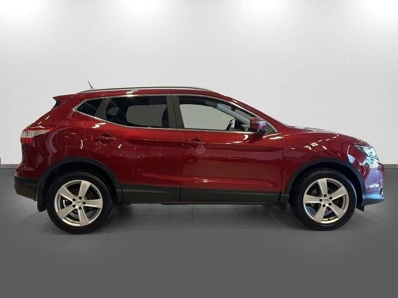Begagnad Nissan Qashqai 360º 110 HK (80 kW) 2015 Röd SUV