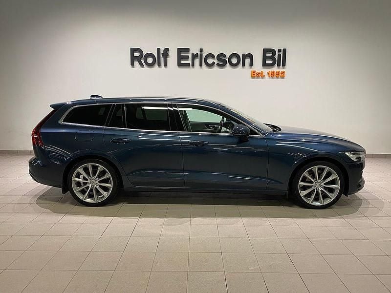 Begagnad 2019 Volvo V60 Kombi | 239 500 kr (Bra pris) - Bild 1/3