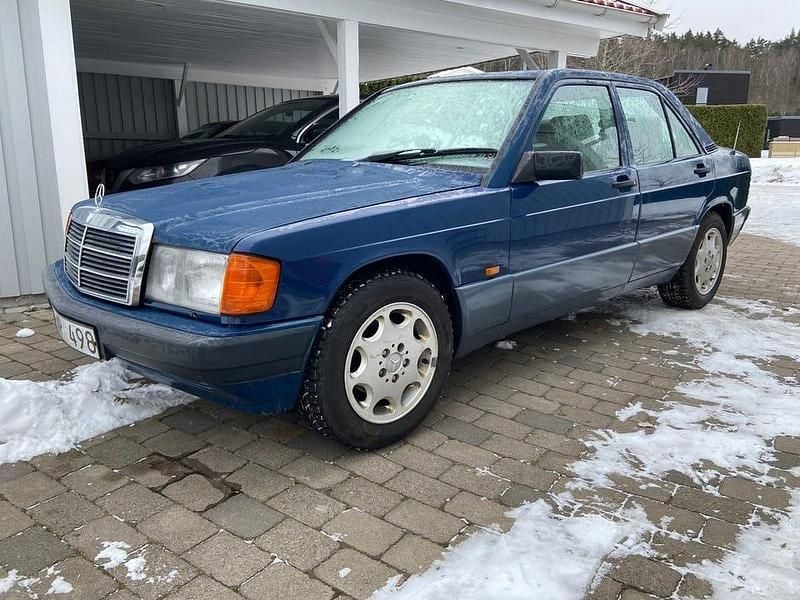 Begagnad 1991 Mercedes 190 Sedan | 55 000 kr - Bild 1/4