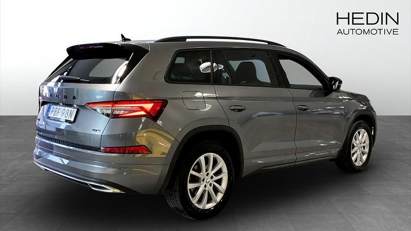 Begagnad Skoda Kodiaq SportLine 200 HK (147 kW) 2022 Grå SUV