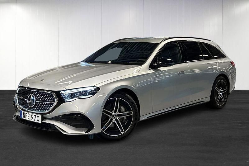 Begagnad 2025 Mercedes E300 AMG line Kombi | 699 900 kr (Marknadspris) - Bild 1/4