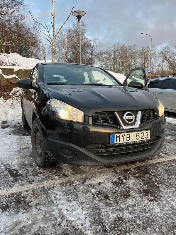 Begagnad Nissan Qashqai 130 HK (95 kW) 2012 SUV