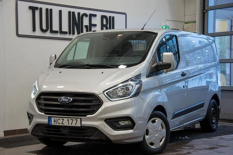 Grå Begagnad 2018 Ford Transit Custom Van | 139 800 kr (Superpris) - Bild 1/4