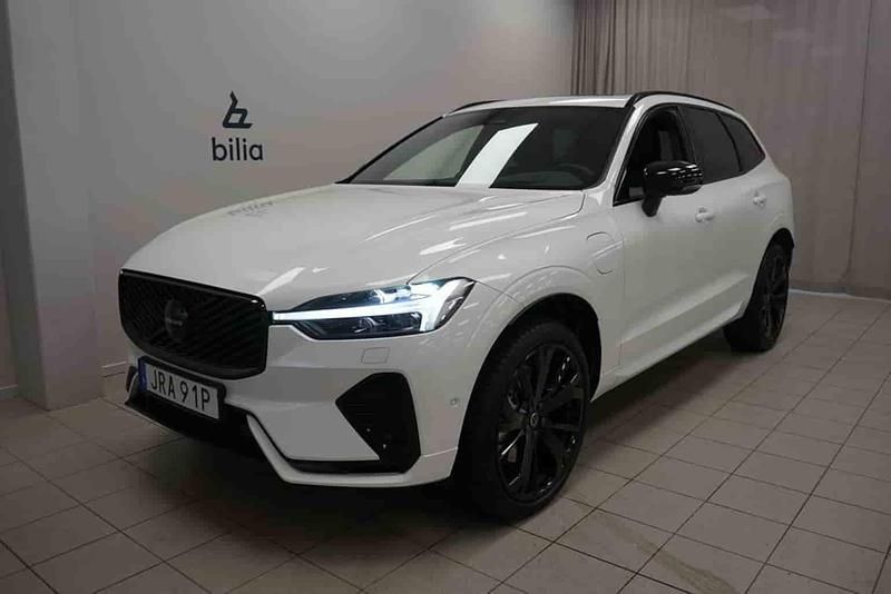 Vit Begagnad 2026 Volvo XC60 SUV | 699 900 kr - Bild 1/1