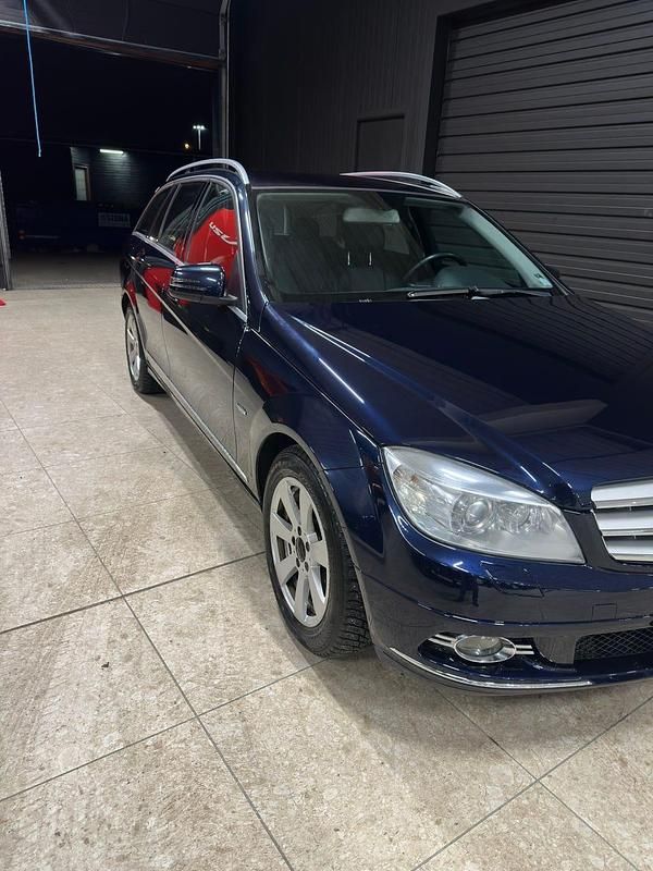 Begagnad Mercedes C250 204 HK (150 kW) 2011 Kombi