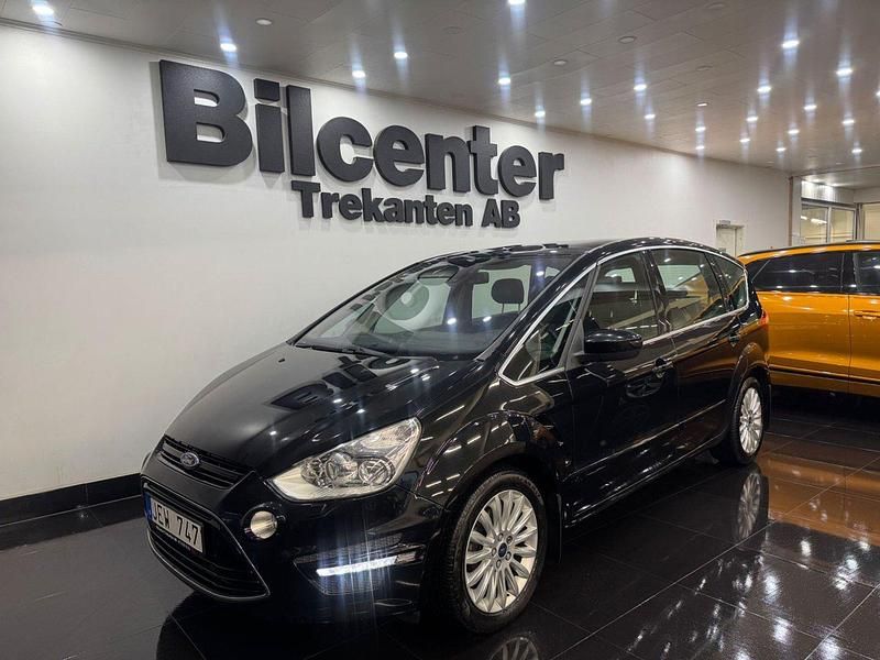 Svart Begagnad 2013 Ford S-MAX Business Edition Minibuss | 99 900 kr (Marknadspris) - Bild 1/4