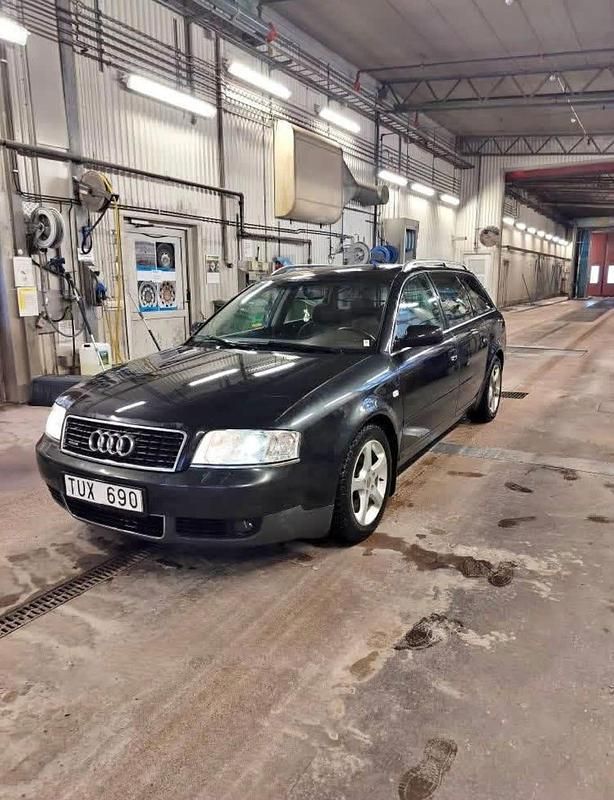 Begagnad Audi A6 170 HK (125 kW) 2003 Kombi