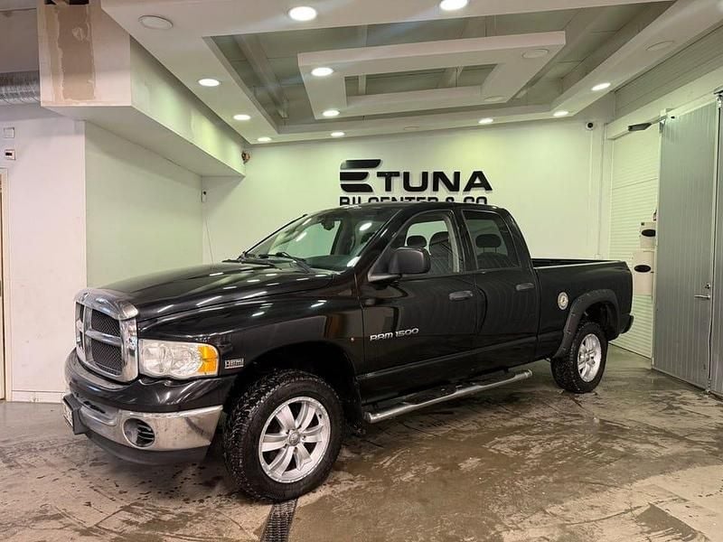 Svart Begagnad 2004 Dodge Ram Pickup | 129 900 kr (Superpris) - Bild 1/4