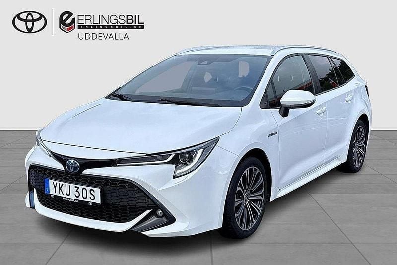 Vit Begagnad 2020 Toyota Corolla Style Kombi | 199 900 kr (Marknadspris) - Bild 1/3