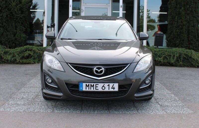Grå Begagnad 2010 Mazda 6 Inclusive Halvkombi | 54 900 kr (Marknadspris) - Bild 1/4