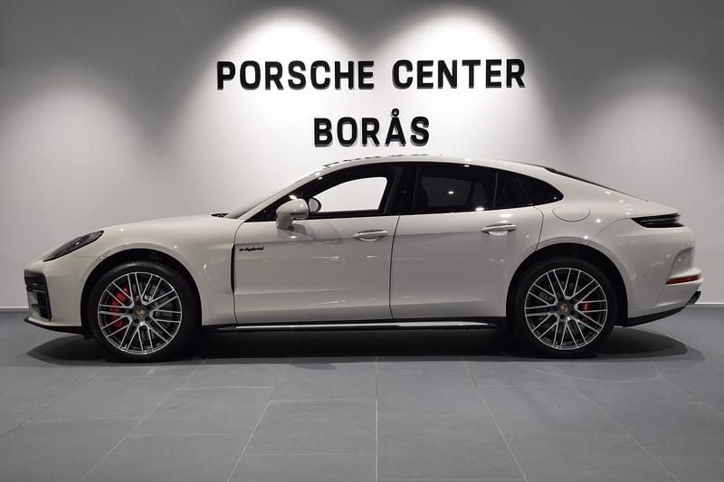 Ny Porsche Panamera 4S 544 HK (400 kW) 2026 Grå Sedan