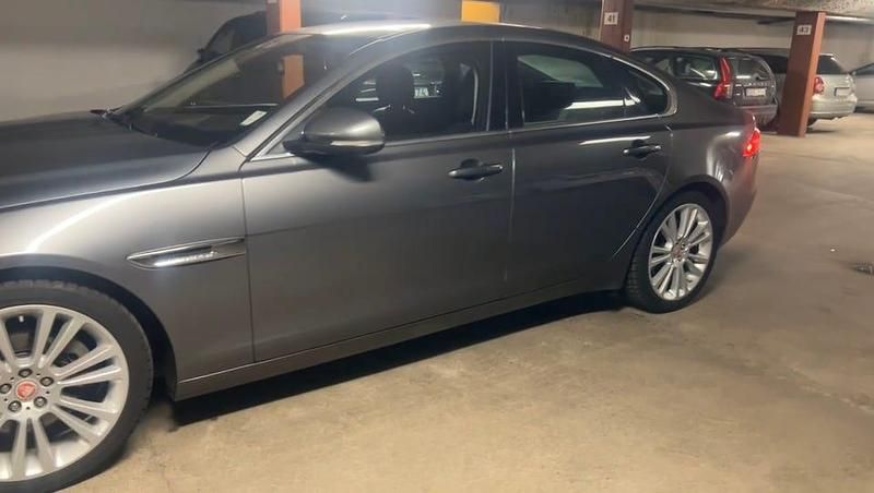 Begagnad Jaguar XF 180 HK (132 kW) 2016