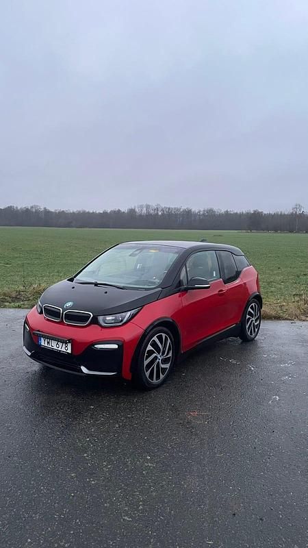 Begagnad 2019 BMW i3 Halvkombi | 190 000 kr (Marknadspris) - Bild 1/4