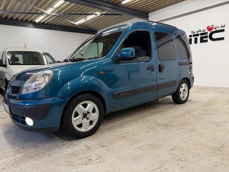 Begagnad Renault Kangoo 82 HK (60 kW) 2004 Blå Minibuss