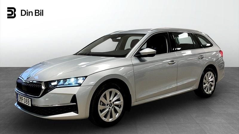 Silver Begagnad 2025 Skoda Octavia Selection Kombi | 299 900 kr (Bra pris) - Bild 1/4