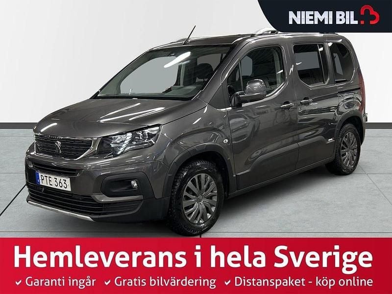 Grå Begagnad 2018 Peugeot Rifter S Minibuss | 184 900 kr (Marknadspris) - Bild 1/3