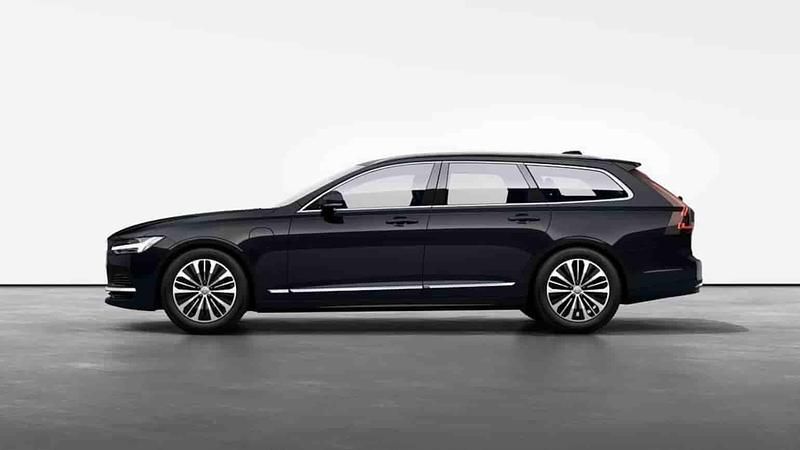 Svart Ny 2024 Volvo V90 Core Kombi | 574 900 kr (Lite dyr) - Bild 1/1