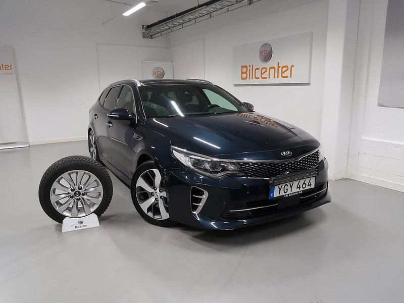 Blå Begagnad 2016 Kia Optima Turbo Kombi | 179 900 kr (Marknadspris) - Bild 1/3