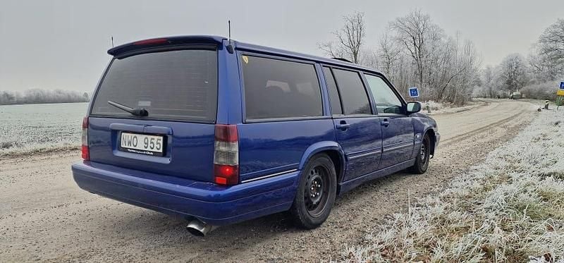 Begagnad Volvo 745 1988