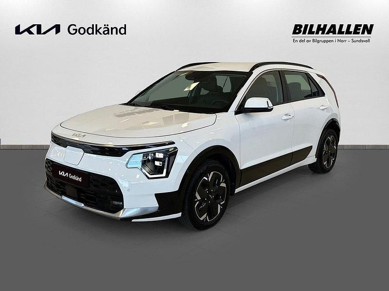 Vit Begagnad 2022 Kia e-Niro SUV | 319 900 kr (Dyr) - Bild 1/4