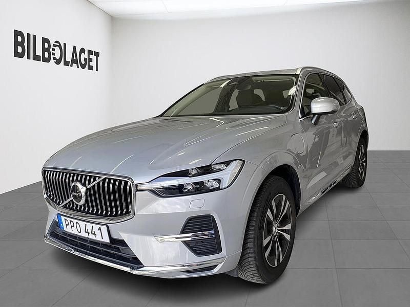Silver Begagnad 2023 Volvo XC60 Core SUV | 469 500 kr (Superpris) - Bild 1/4