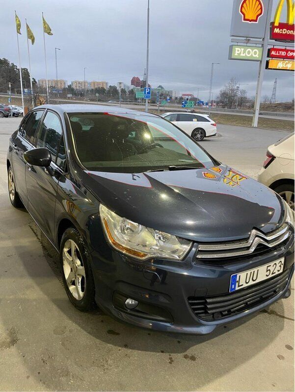 Blå Begagnad 2011 Citroën C4 Halvkombi | 52 500 kr (Bra pris) - Bild 1/4